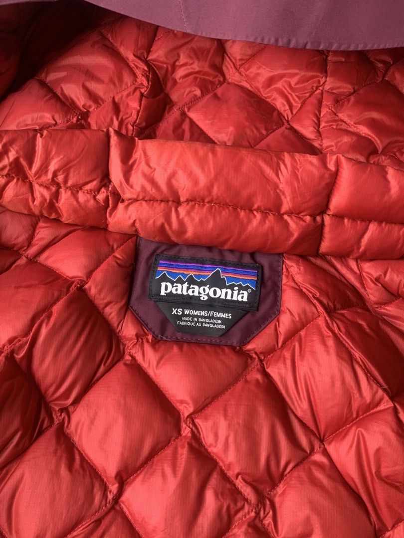 Patagonia Women’s Primo Down Jacket (Goretex) (Category: Coats, Jackets and Outerwear) located in Daraga. Submitted by palm.garments (Listing ID 1466214687, Image 3). Description: Authentic Tagged size: XS Condition: 9/10 Excellent condition Fabric: 100% nylon Made in: Bangladesh Dimensions: Width: 18” Length: 27” Dm! .
