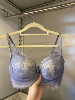 （分類：）位於 。 由 surrreal 提交（商品編號 1466217851，圖片 1）。簡介： 。