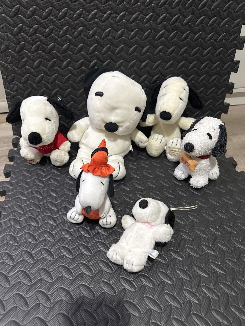Peanuts Snoopy Plush Toys Collection Bundle (Category: Plushies & Soft Toys) located in Cainta. Submitted by shopbyyna (Listing ID 1466263818, Image 1). Description: - Official Peanuts Snoopy merchandise - Assorted sizes, outfits, and styles available (e.g., Joe Cool red sweater, Halloween pumpkin hat) - Made with soft, huggable fabric - Perfect for collection, gifts, or display - Available for individual purchase or as a complete set - PM for av