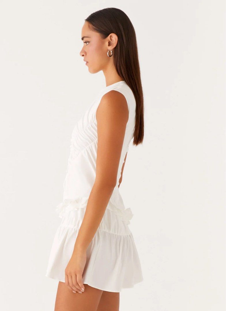 PEPPERMAYO White Anders Ruched Mini Dress (Category: Dresses) located in Echague. Submitted by love.periii (Listing ID 1466271671, Image 3). Description: 𝐀𝐕𝐀𝐈𝐋𝐀𝐁𝐋𝐄 | Send your offer if interested. Please don’t ask obvious or clearly indicated questions—it will not be entertained. ❌ NO LOWBALLERS ❌ small on tag NO ISSUE payment: gcash shipping via j&t.