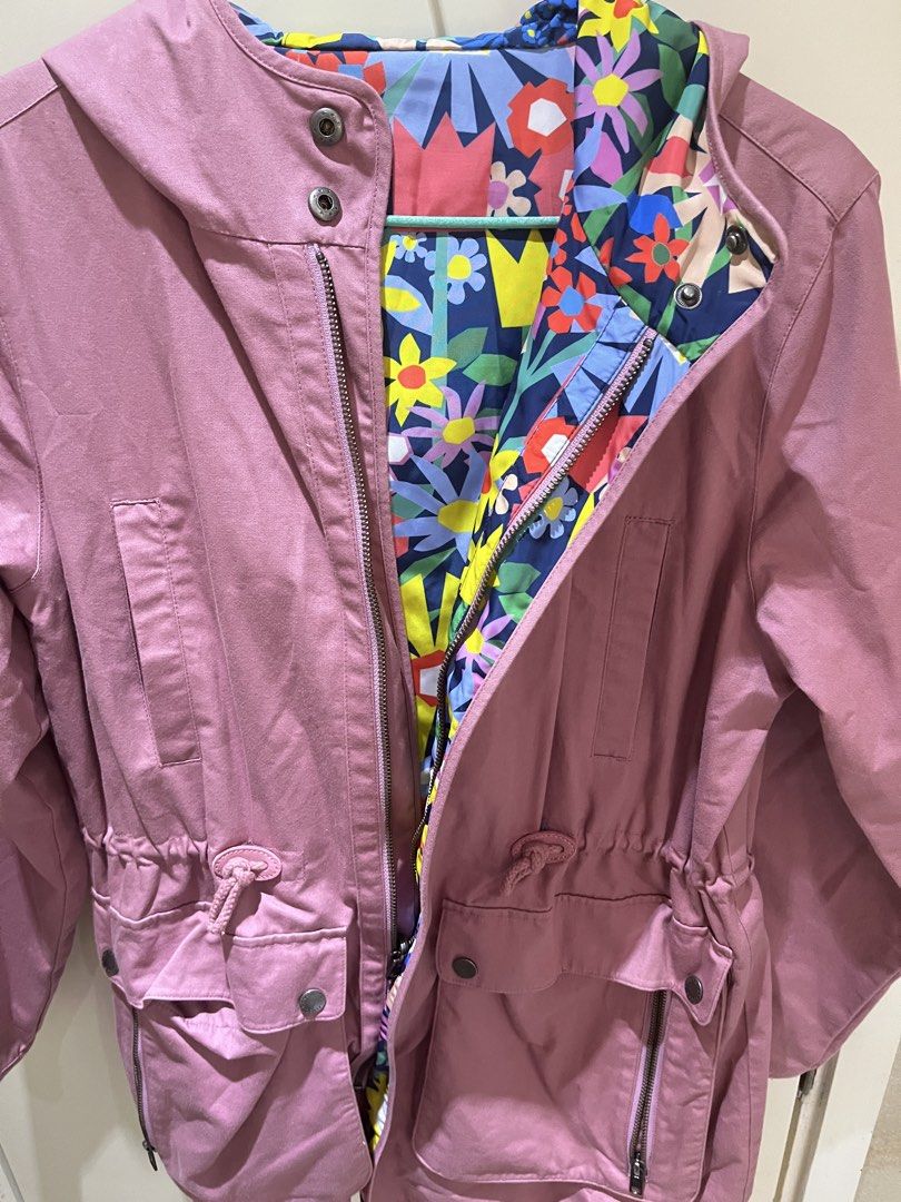 Pink jacket （分類：外套及戶外衣服）位於 Hong Kong。 由 loloman24 提交（商品編號 1466159808，圖片 10）。簡介： Small size 160cm。