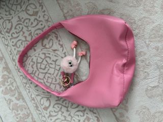 (Category: ) located in . Submitted by cikakiko (Listing ID 1466230234, Image 1). Description: .