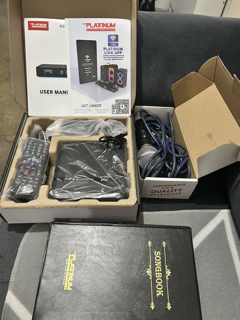 Platinum KD S10 Mini (Category: Microphones) located in Caloocan City. Submitted by leanhaze2627 (Listing ID 1466177572, Image 1). Description: Like new .