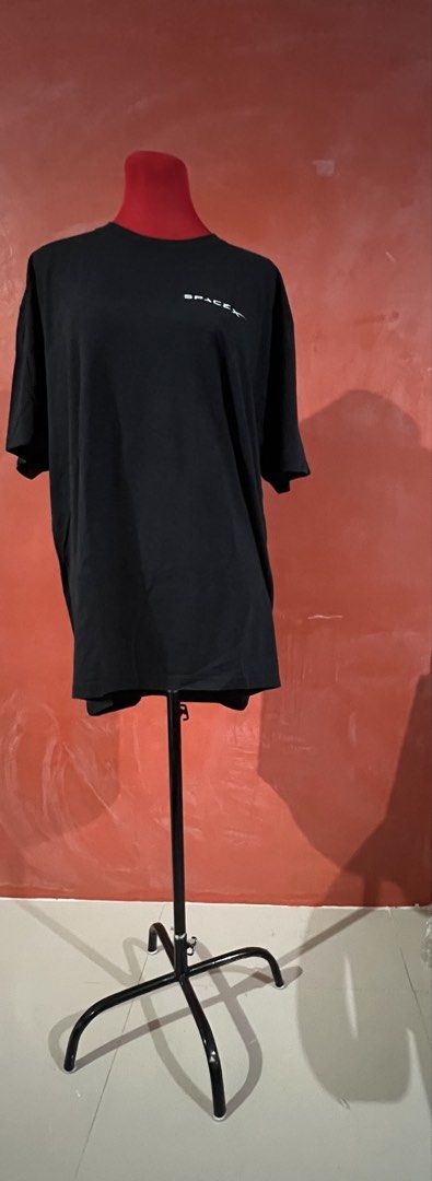 Plus size cotton (Category: Shirts) located in Binan City. Submitted by prelovedplussizefashion (Listing ID 1466237086, Image 1). Description: 80kg to 90kg plus size body US size 16-18 EU 50-52 Bust 40”-43.5” Waist 33”-36”.