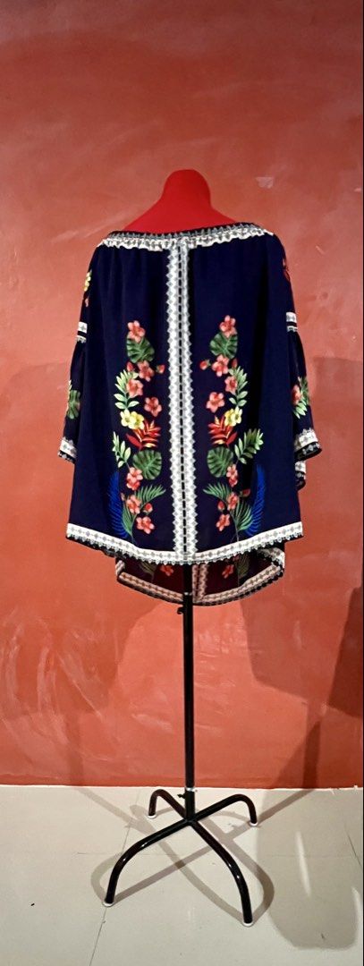 Plus size top (Category: Blouses) located in Binan City. Submitted by prelovedplussizefashion (Listing ID 1466232716, Image 1). Description: 100kg to 130kg plus size body US size 22-24 EU 56-58 Bust 45”-49” Waist 37”-42”.