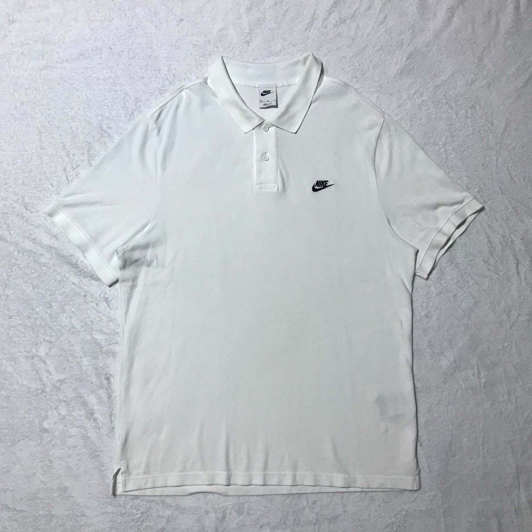 POLO NIKE (Category: Activewear) located in Cebu City. Submitted by kevinthrift (Listing ID 1466296220, Image 3). Description: NIKE POLO SHIRT As New Condition Size: XL on tag Dimes: Length 30 | Width 22 Color rate: 9.5/10 Issue stain (REMOVABLE) Need wash.