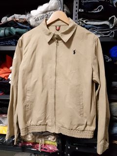 (Category: ) located in . Submitted by mjthrifted_second (Listing ID 1466207861, Image 1). Description: .