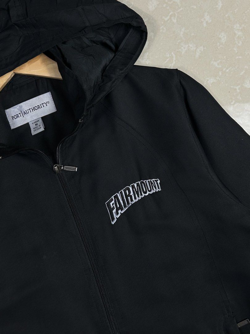 PORT AUTHORITY Jacket for men (Category: Coats, Jackets and Outerwear) located in Tacloban City. Submitted by his_closetttt23 (Listing ID 1466229097, Image 3). Description: .