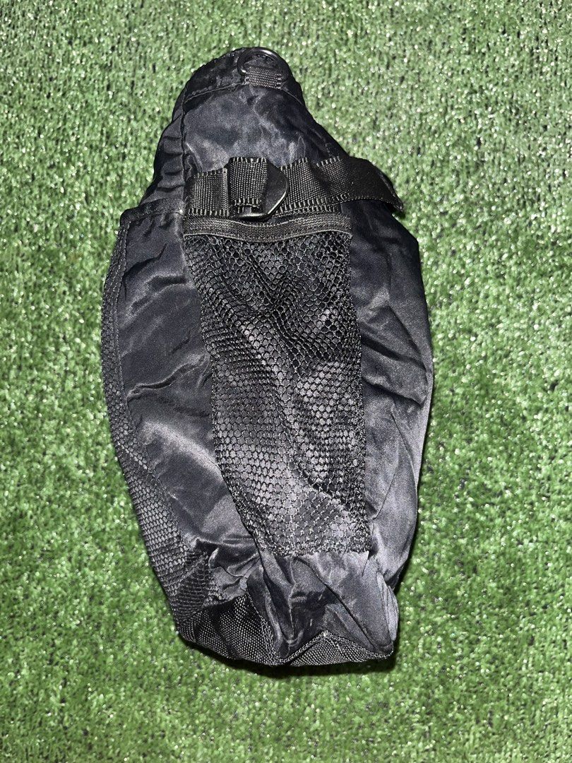 Porter (Category: Sling Bags) located in Manila. Submitted by nevahhbrokeagain (Listing ID 1466252669, Image 3). Description: Porter Missing sling 850 only! 📥.