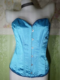 (Category: ) located in . Submitted by ms.happycorsets (Listing ID 1466292931, Image 1). Description: .