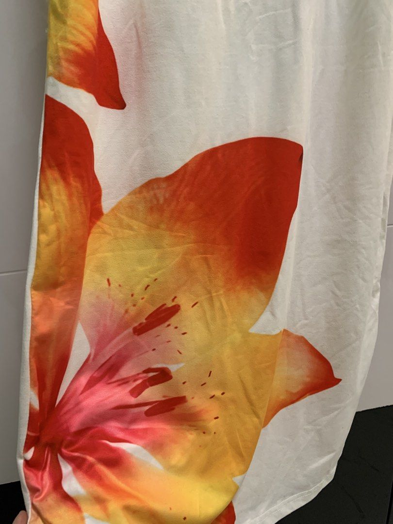 Preloved Dress (Category: Dresses) located in Pozorrubio. Submitted by urdailyoutfitbymisse (Listing ID 1466217631, Image 3). Description: small on tag pero keri siya medium kasi strechable yung tela niya.