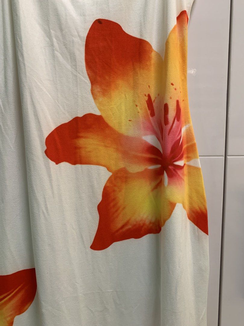 Preloved Dress (Category: Dresses) located in Pozorrubio. Submitted by urdailyoutfitbymisse (Listing ID 1466217631, Image 2). Description: small on tag pero keri siya medium kasi strechable yung tela niya.