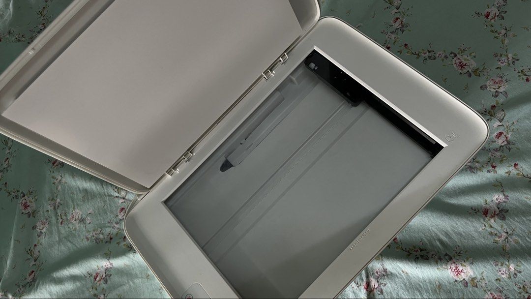 Printer hp (Category: Printers, Scanners & Copiers) located in Batu Pahat. Submitted by eycmi (Listing ID 1466221683, Image 2). Description: tak pernah pakai langsung condition 10/10 .