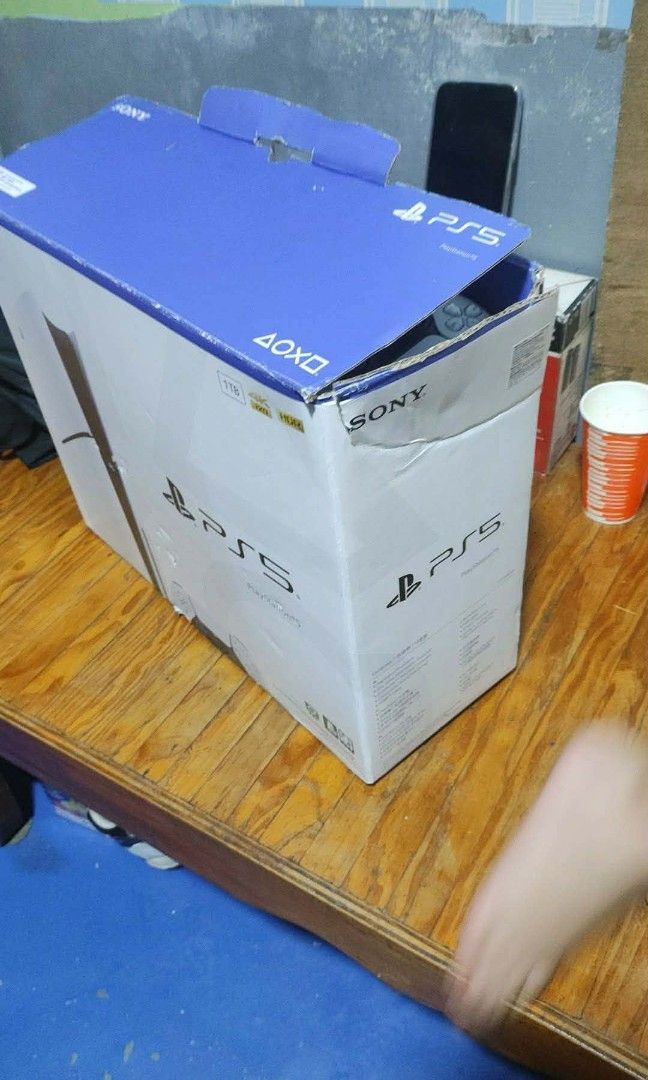 Ps5 for sale (Category: PlayStation) located in Caloocan City. Submitted by fheiranzren_15 (Listing ID 1466187355, Image 2). Description: Bought last August 23, 2026. Used for 2 or 3 times only. including Tekken 8 & NBA2026. With 2 controllers. LIKE NEW RFS: Need funds.
