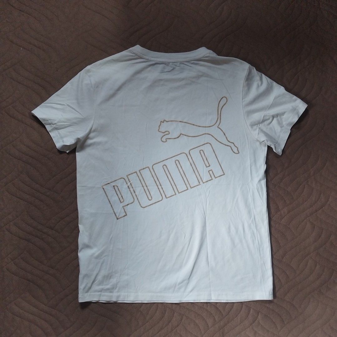 PUMA Essentials + Metallic Logo Back-Print Tee (Category: Tshirts & Polo Shirts ) located in Davao. Submitted by giyuu06 (Listing ID 1466257103, Image 1). Description: PUMA Essentials + Metallic Logo Back-Print Tee | MEDIUM | Excellent Condition L 26.5 W 20.