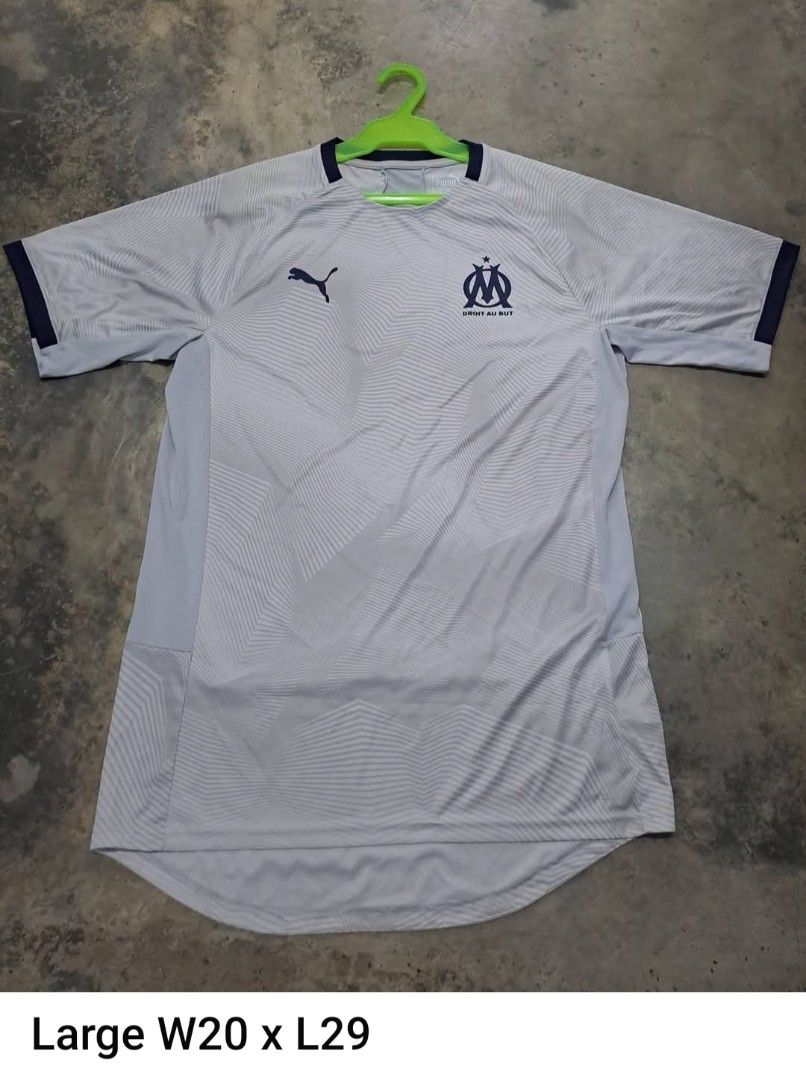 Puma Football Jersey (Category: Activewear) located in Puerto Princesa. Submitted by jercksthriftph (Listing ID 1466330994, Image 3). Description: Puma football jersey Perfect for match days, training, or casual streetwear.