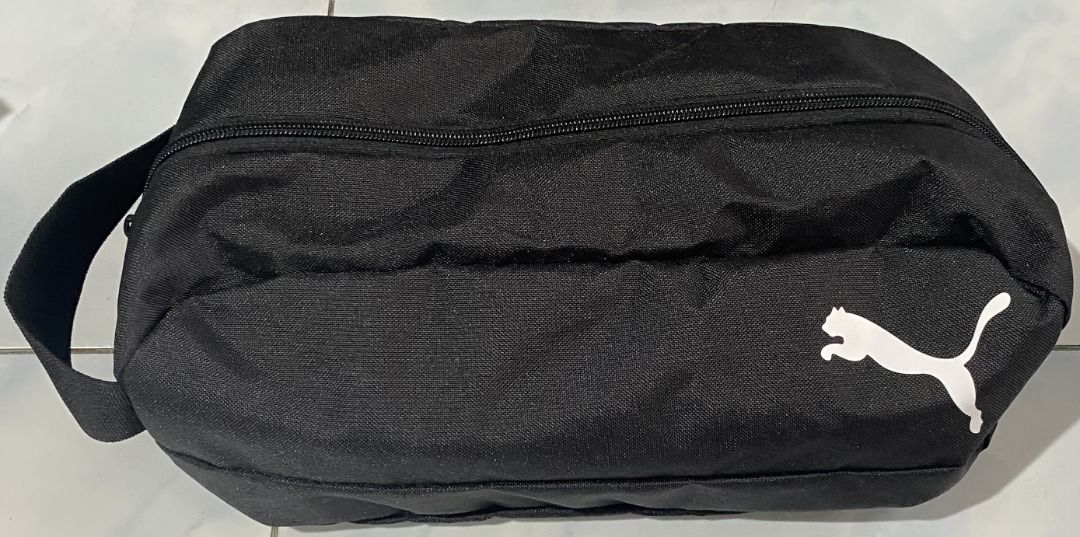Puma Pro Training II Shoe Bag (Category: Sling Bags) located in Davao. Submitted by wilddog-09e0 (Listing ID 1466271474, Image 1). Description: Selling Puma Shoe Bag Disclaimer: 3rd to 6th photos are for reference only. Location: Davao City I Open for personal delivery & meet-up within Davao City. Payment first / NO COD-COP Courier: J&T.