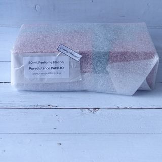 （分類：）位於 。 由 livingthingsss 提交（商品編號 1466236324，圖片 1）。簡介： 。