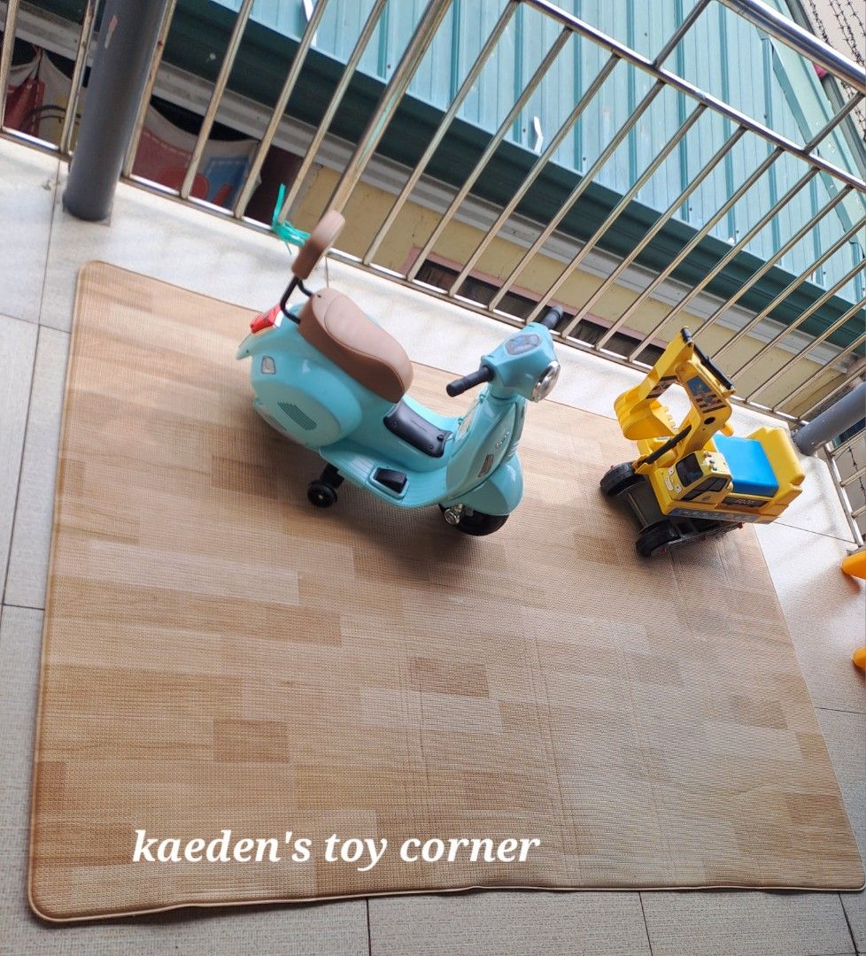 PVC reversible Playmat (Category: Infant Playtime) located in Cebu City. Submitted by kaedenscebu (Listing ID 1466177302, Image 3). Description: PVC Reversible Padded Playmat ▪︎Made in korea ▪︎Waterproof and easy to clean ▪︎0.6 inch thickness absorbs noise ▪︎Same quality ng parklon & lg ▪︎Design : geometric & lightwood plank ▪︎Reversible double sided design ▪︎Non slip construction ▪︎Provide shock absorption & safety during playtime ▪︎Indoor & out
