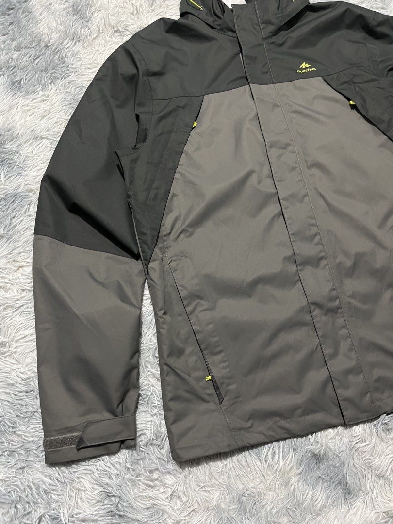 Quechua Decathlon MH100 Parka Jacket (Category: Coats, Jackets and Outerwear) located in Sasmuan (Sexmoan). Submitted by winterclothes.ph (Listing ID 1466282938, Image 3). Description: Quechua Decathlon MH100 Parka Jacket US M on tag Width 22 Length 29 Excellent Condition.