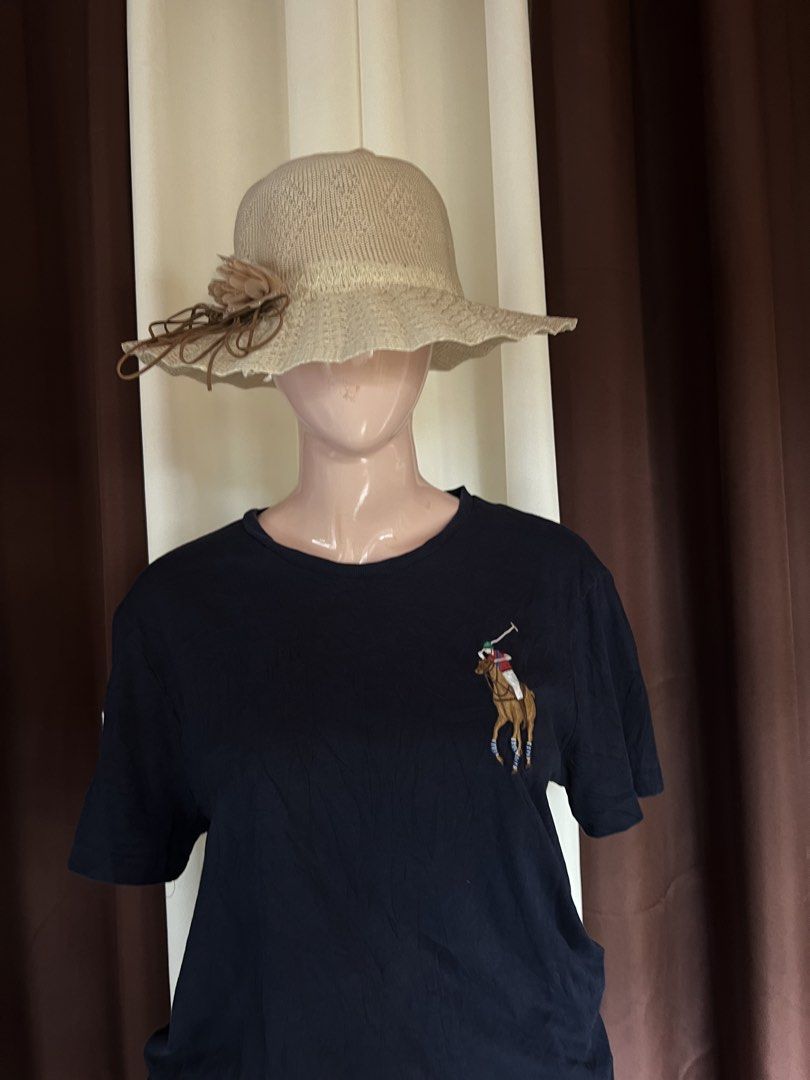 Ralph Lauren Top Shirt (Category: Formal Shirts) located in Cebu City. Submitted by omaryjoy3583408 (Listing ID 1466165048, Image 2). Description: .