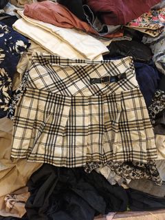 (Category: ) located in . Submitted by danelle_closet1106 (Listing ID 1466198188, Image 1). Description: .