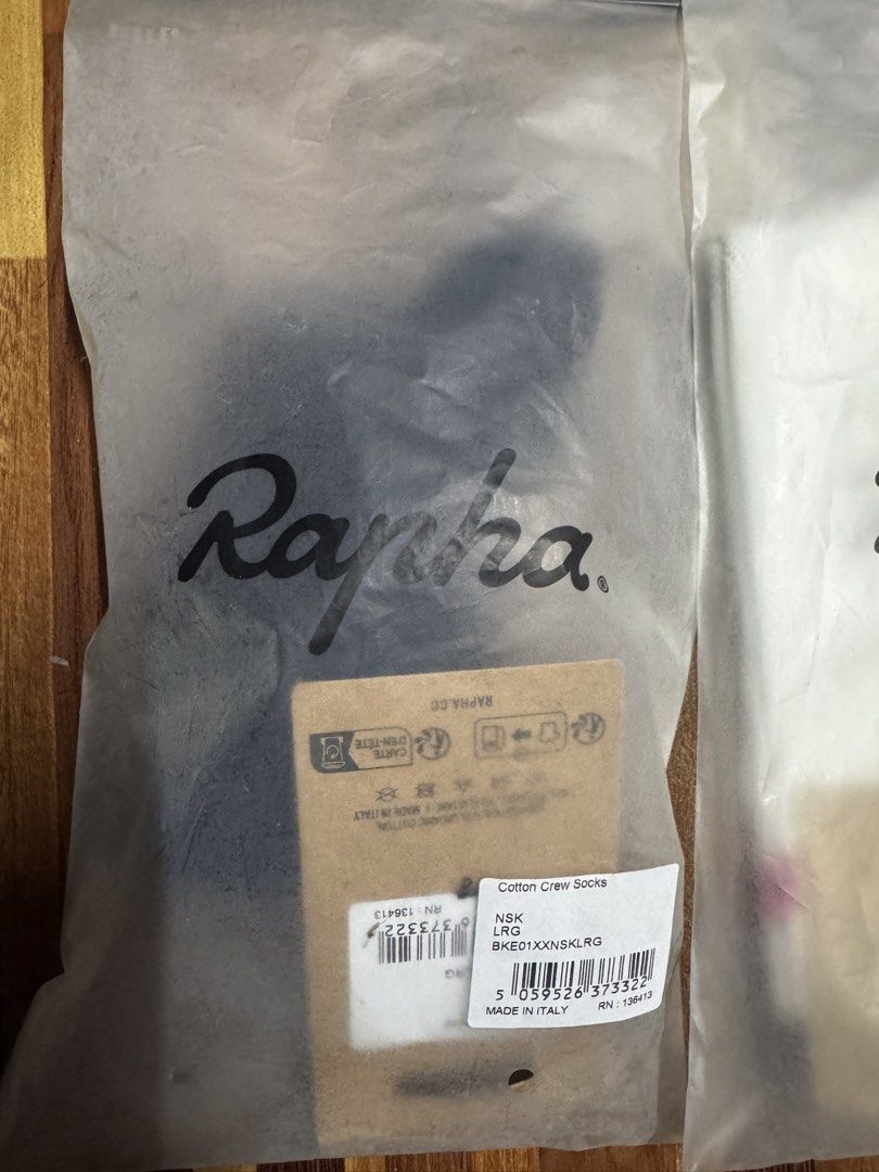 Rapha Socks Edition (Category: Socks) located in Simpang Ampat. Submitted by cyclingabib (Listing ID 1466334378, Image 2). Description: Socks L 2 pair Rm200.00 special price huree.