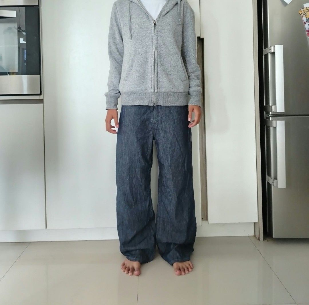 Raw Denim Straight Cut (Category: Jeans) located in Manila. Submitted by vestrathrift (Listing ID 1464867459, Image 1). Description: 𝗥𝗔𝗪 𝗗𝗘𝗡𝗜𝗠 𝗦𝗧𝗥𝗔𝗜𝗚𝗛𝗧 𝗖𝗨𝗧 𝗣𝗔𝗡𝗧𝗦 (𝗗𝗔𝗥𝗞 𝗕𝗟𝗨𝗘) 𝗠𝗜𝗡𝗘: ₱𝟮𝟵𝟵 + 𝗦𝗛𝗜𝗣𝗣𝗜𝗡𝗚 𝗙𝗘𝗘 ━━━━━━━━━━━━━━━━ 𝗠𝗘𝗔𝗦𝗨𝗥𝗘𝗠𝗘𝗡𝗧𝗦 𝗪𝗔𝗜𝗦𝗧: 27 𝗟𝗘𝗡𝗚𝗧𝗛: 39 𝗧𝗛𝗜𝗚𝗛: 11 𝗛𝗘𝗠: 9 𝗖𝗢𝗡𝗗𝗜𝗧𝗜𝗢𝗡: 𝟭𝟬/𝟭𝟬 𝗜𝗦𝗦𝗨𝗘𝗦: 𝗡𝗢𝗡𝗘 ━━━━━━━━━━━━━━━━ 𝗗𝗘𝗧𝗔𝗜𝗟𝗦: • 𝗗𝗔𝗥𝗞 𝗕𝗟