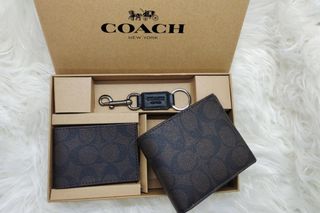 (Category: ) located in . Submitted by authentic_coach_mk_bag_murah (Listing ID 1466260458, Image 1). Description: .