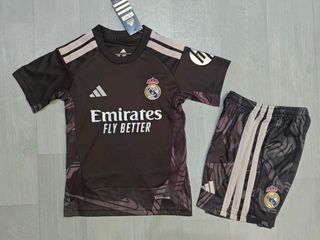 (Category: ) located in . Submitted by msia_football_jersey (Listing ID 1466185925, Image 1). Description: .