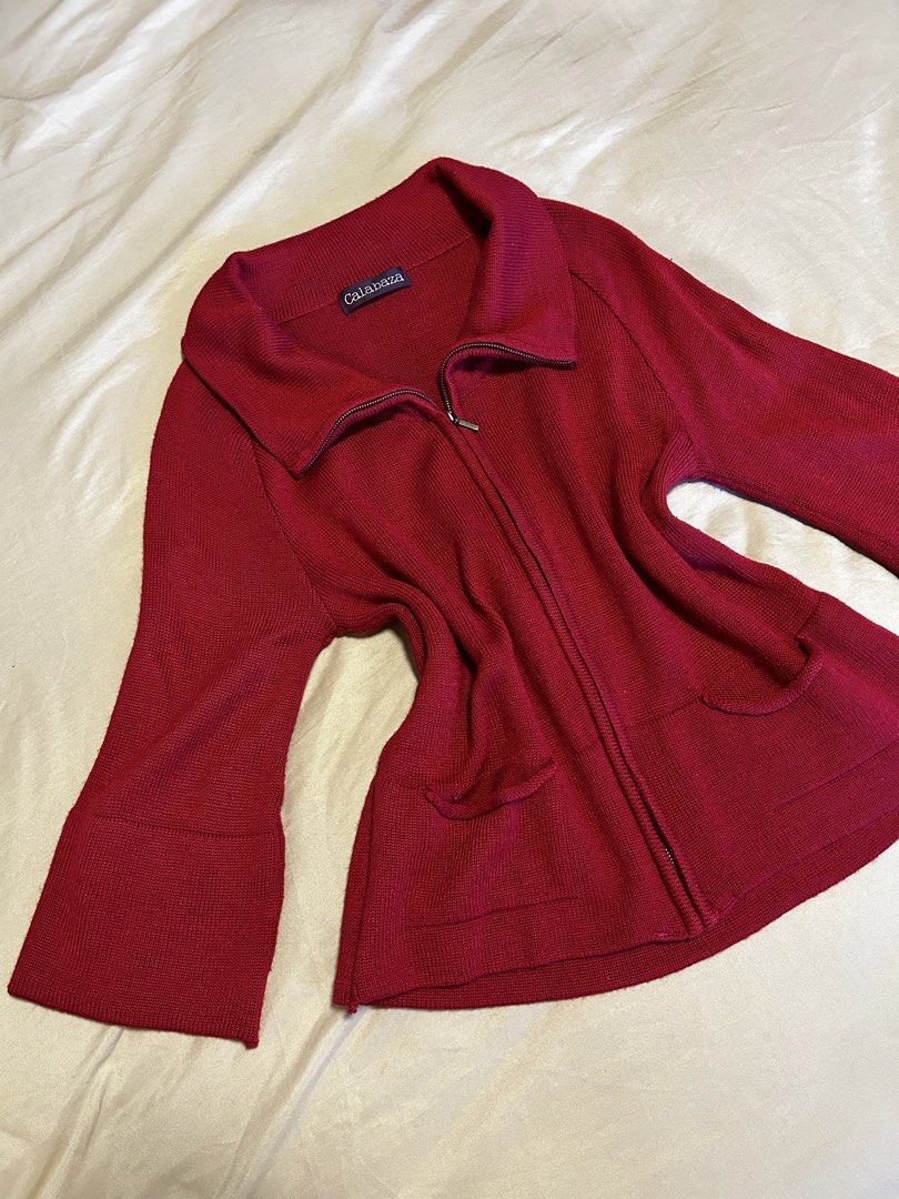 Red Knitted Full Zip Big Collar Long Sleeves (Category: Longsleeves) located in Taguig. Submitted by my.serendipithrift (Listing ID 1466206101, Image 2). Description: Size: XS-M Working zipper Knitted fabric Color is vv nice in person Washed and ready to wear.