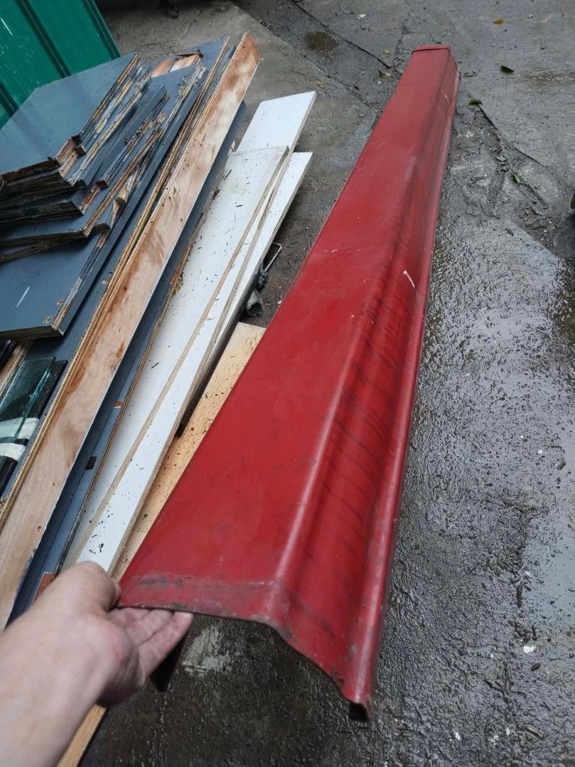 Red plastic roof gutter drainage channel (Category: Construction & Building Materials) located in Caloocan City. Submitted by butterflycarnival2026 (Listing ID 1466244780, Image 2). Description: - Long red plastic roof gutter channels - Classic shape featuring a finished end cap detail - Bright red colour throughout for a bold look - Sturdy construction designed for reliable rainwater drainage - Leftover extras from a completed roofing project - 