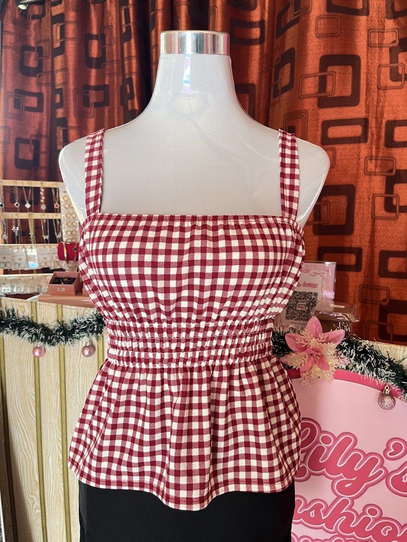 red top grid (Category: Sleeveless) located in Manila. Submitted by myapparelshop (Listing ID 1466169893, Image 1). Description: .