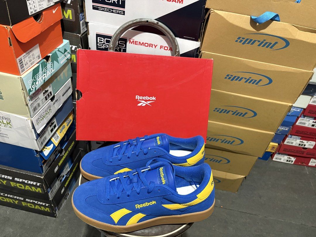 REEBOK SUEADE ORIGINAL (Category: Sneakers) located in Taguig. Submitted by rajiepenaf34481 (Listing ID 1466322184, Image 1). Description: 💯% ORIGINAL 💯 % BRAND NEW 💯 % LEGIT SELLER ✅GOLF SHOES SIZE: 8.5 US WOMEN BELOW SRP FROM: 4,999❌ NOW: 1,800✅ SHIP VIA ✅LALAMOVE ✅LBC (OUTSIDE MANILA) ✅J&T MOP: COD COP GCASH ITEM CHECK BEFORE PAYMENT WILLING FOR MEET UP SA MALAPIT LOCATION: Taguig City.
