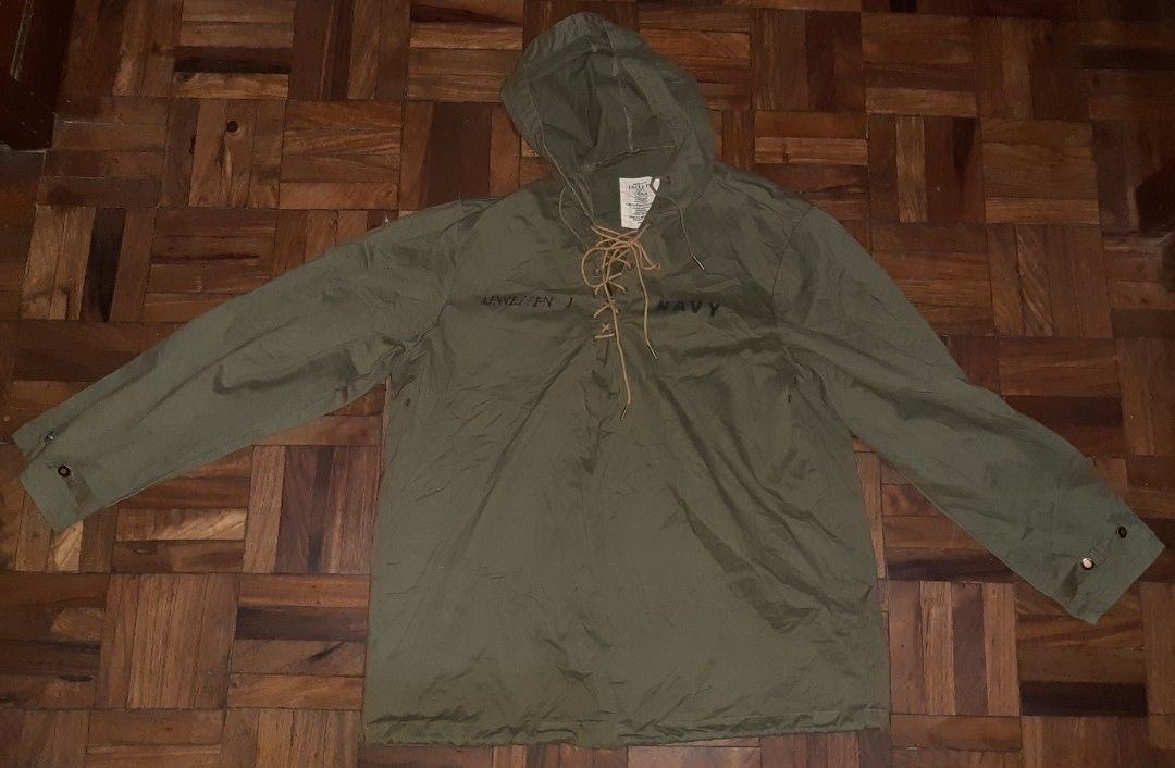 Repro Navy Deck Jacket Smock Parka Loose Drawstring Work Green Coat Top (Category: Coats, Jackets and Outerwear) located in Davao. Submitted by wonderwallnnipz_91 (Listing ID 1466293291, Image 3). Description: Repro Navy Deck Jacket Smock Parka Loose Drawstring Work Green Coat Top Maden Clothing "Uncle Fu" Amekaji Fashion Good Condition like new Size Large on Tag Actual Measurements: Chest Width: 22.8 inches Length: 28.2 inches Sleeve Length: 24.