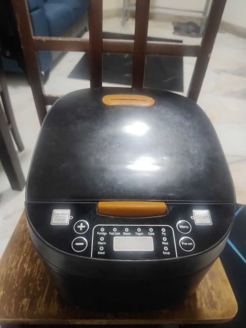 Rice cooker Multi Function. (Category: Cookers) located in Kuala Lumpur. Submitted by newtree.5d14b8 (Listing ID 1466330325, Image 1). Description: Masih Boleh pakai, bfungsi baik. cuma saran kan beli periuk besi untuk pakai, sbb yg ori dh bkarat..
