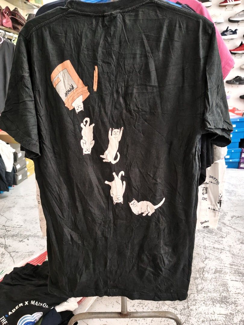 Rip N Dip T-Shirt (Category: Tshirts & Polo Shirts ) located in Cabadbaran. Submitted by jem1124 (Listing ID 1466185538, Image 2). Description: 19x28.5 Good condition Laser print No issue.