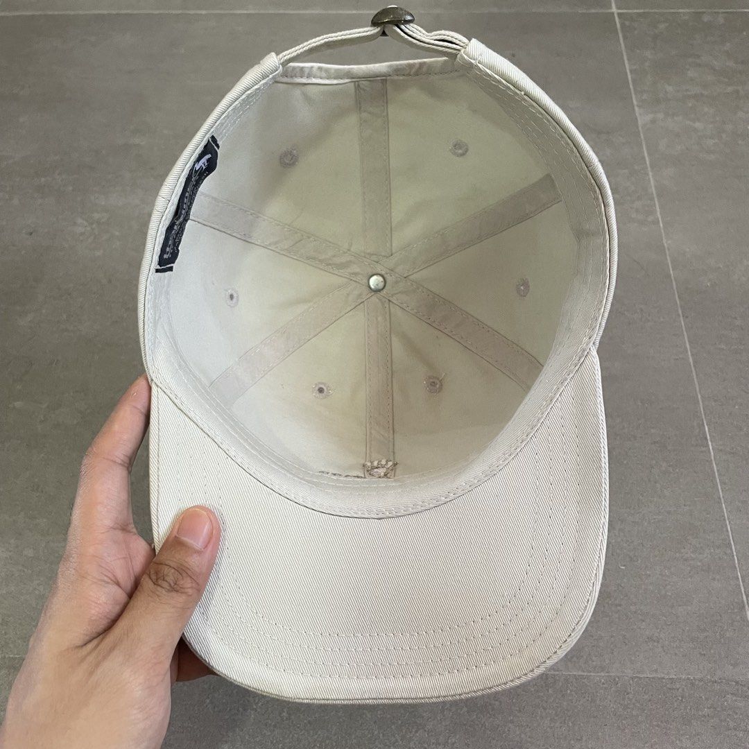Rolex Hat (Category: Caps & Hats) located in Mabalacat. Submitted by goldengarms_ (Listing ID 1466202752, Image 3). Description: Size: One Size Condition: Excellent Color rate: 9.5/10 or better Issue: N/A Price is still negotiable for sure buyer 👍 - Payment thru GCash, Maya or Security Bank 💳 - Shipping via J&T Express 🛩️ Pm us for more details. Thank you! 📩.