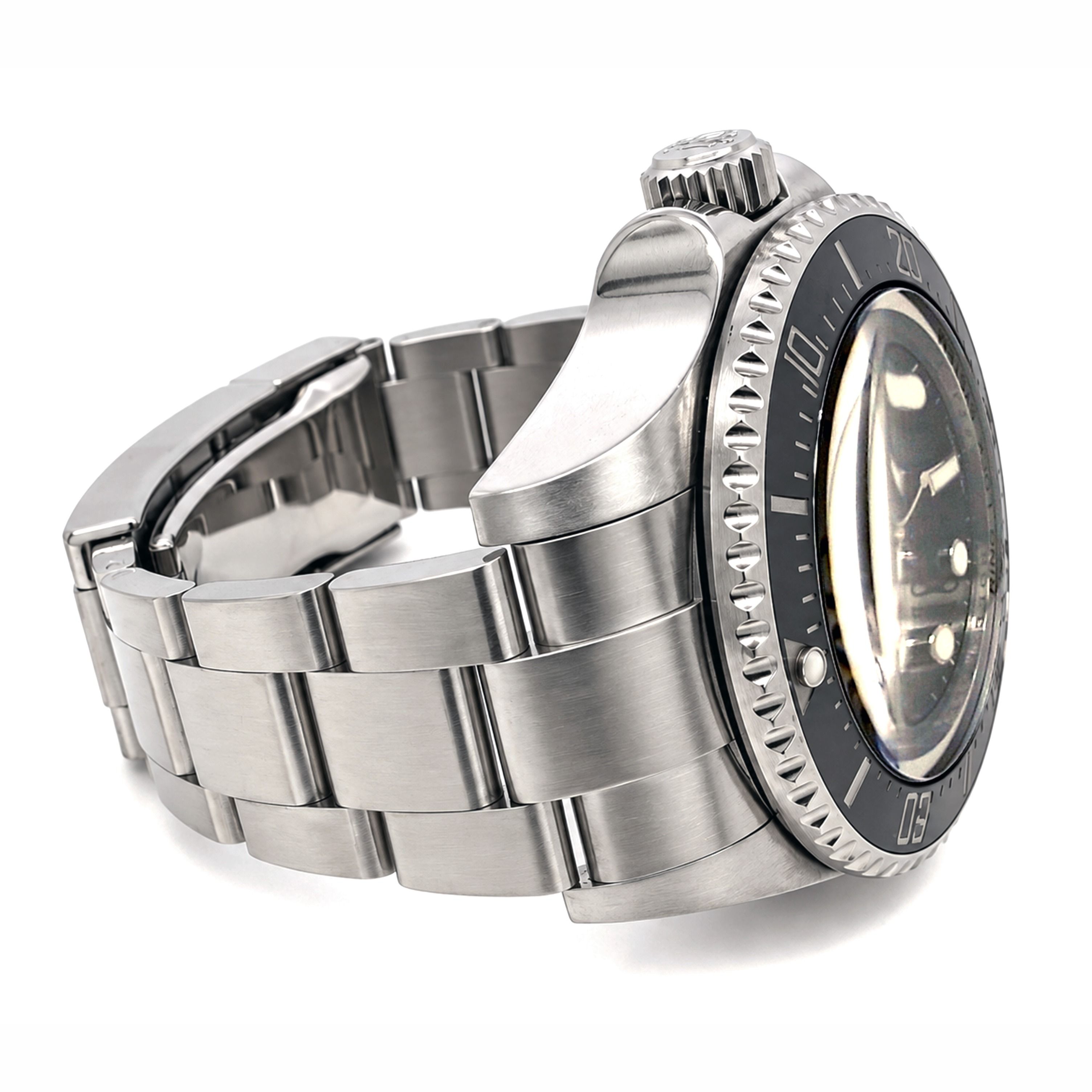 Rolex Sea-Dweller Deepsea 116660 (JW260W601) - ValueMax (Category: Watches) located in Singapore. Submitted by ValueMax_SG (Listing ID 1466233178, Image 2). Description: This Rolex Sea-Dweller Deepsea 116660 watch. Its SKU code is JW260W601. The watch is AUTOMATIC with the main materials STAINLESS STEEL. The case diameter is 44MM. The bezel material is CERAMIC, and the glass material is SAPPHIRE CRYSTAL. It not comes with the certificate or box. 