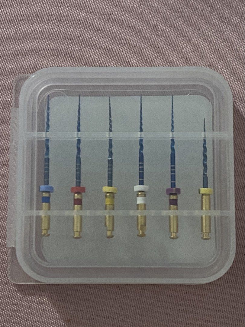 Rotary Files for Endo (25mm) (Category: Medical Supplies & Tools) located in Quezon City. Submitted by meires (Listing ID 1466233019, Image 2). Description: - Brand: Denco Super Files III - Size: SX-F3 range, 25mm length - Material: NiTi heat-activated alloy - Settings: 2.0-2.5 N.cm torque, 150-300 min-1 speed - Packaging: 6 pieces per pack (Non-sterile) - Sterilization: Autoclavable up to 132°C - Lot Number: D-P102234 - Expiry Date: February 202