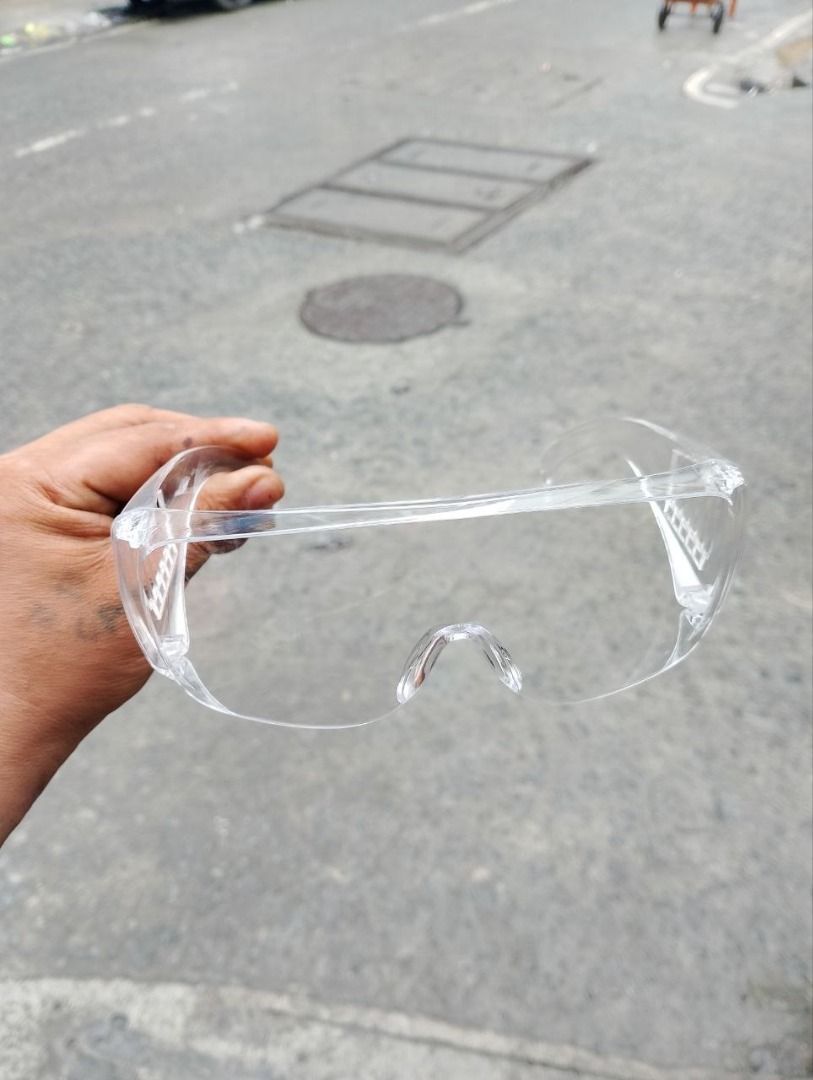 Safety Goggles Color: Dark (Category: Construction Tools & Equipment) located in Manila. Submitted by 09171479278_elsie. (Listing ID 1466160857, Image 2). Description: Safety Goggles Color: Dark.