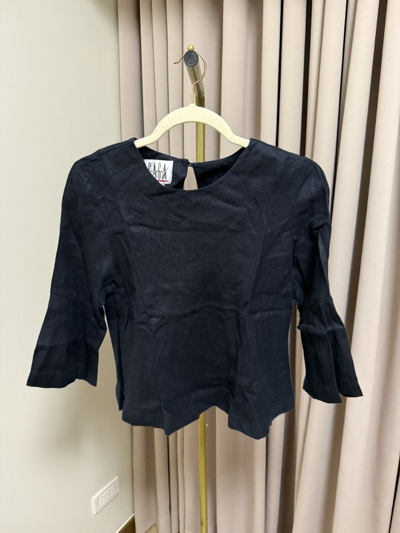 SAGA Black Blouse Blouse in Medium (Category: Blouses) located in Marikina City. Submitted by tashdeclutters. (Listing ID 1466212084, Image 1). Description: ✨ SAGA Black Blouse Blouse in Medium - P690 ✨ Condition3: Good/Lightly Used 🛍️ Purchased in: Philippines ✨ @tashdeclutters ✨ Created to share the things that no longer spark joy with Tash — and hopefully, let them spark joy for someone else. 🤍 📌 SHOP POLICIES • Prices posted are FINAL. • N