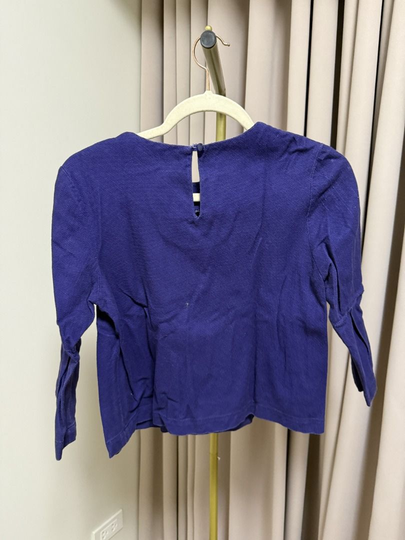 Saga Blue Long Sleeve Top Blouse (Category: Longsleeves) located in Marikina City. Submitted by tashdeclutters. (Listing ID 1466214743, Image 2). Description: ✨ MANGO Black Printed Blouse in XS - P690 ✨ Condition3: Good/Lightly Used 🛍️ Purchased in: Philippines ✨ @tashdeclutters ✨ Created to share the things that no longer spark joy with Tash — and hopefully, let them spark joy for someone else. 🤍 📌 SHOP POLICIES • Prices posted are FINAL. • N