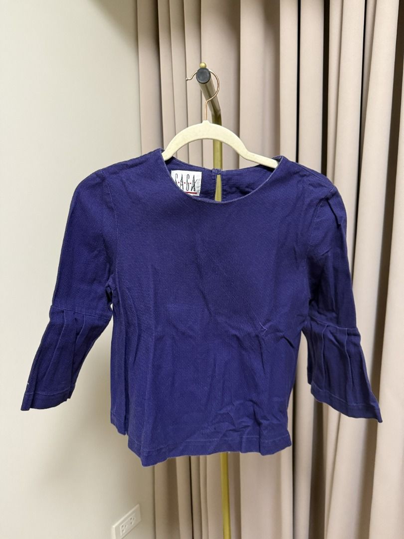 Saga Blue Long Sleeve Top Blouse (Category: Longsleeves) located in Marikina City. Submitted by tashdeclutters. (Listing ID 1466214743, Image 1). Description: ✨ MANGO Black Printed Blouse in XS - P690 ✨ Condition3: Good/Lightly Used 🛍️ Purchased in: Philippines ✨ @tashdeclutters ✨ Created to share the things that no longer spark joy with Tash — and hopefully, let them spark joy for someone else. 🤍 📌 SHOP POLICIES • Prices posted are FINAL. • N