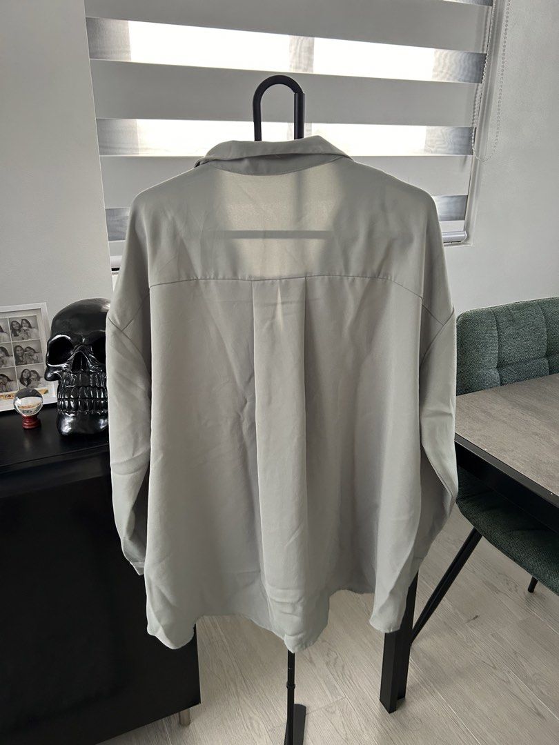 Sage Green Oversized Button-Up Shirt (L) (Category: Shirts) located in Dasmarinas. Submitted by sfclosetcleanup (Listing ID 1466238092, Image 3). Description: .
