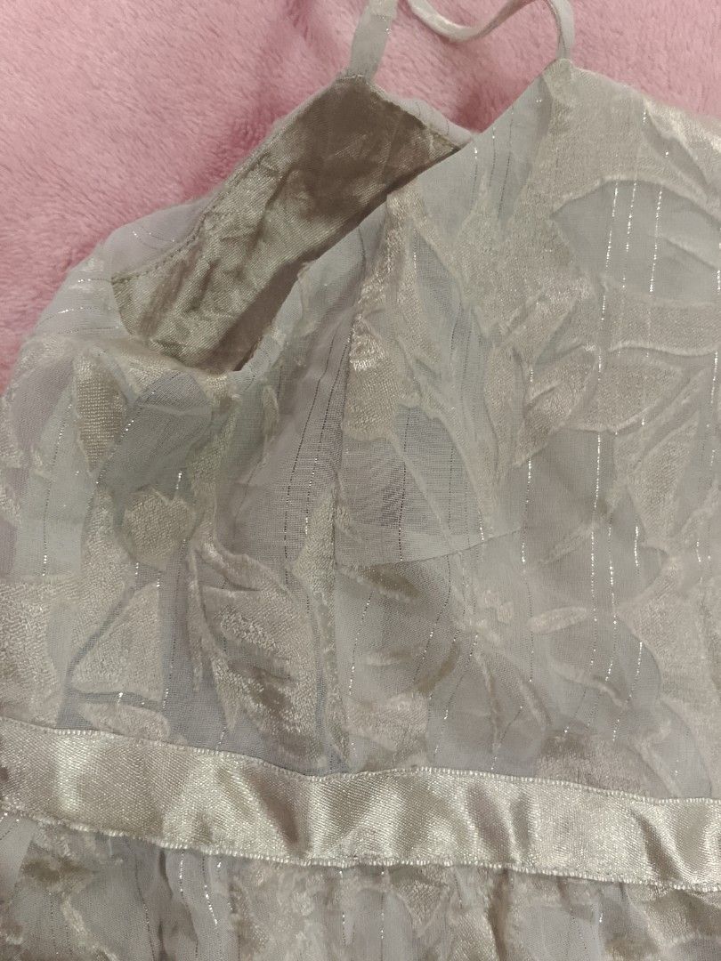 Sage Ruffle Cami (Category: Dresses) located in Himamaylan. Submitted by _lalaoise (Listing ID 1466201548, Image 3). Description: flowy dress, very pretty in person can fit xs - semi m (since it's flowy) rfs: not fit shipping thru j&t.