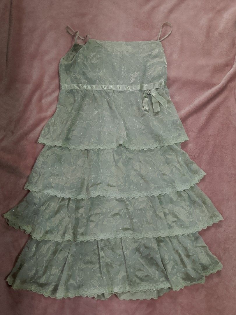 Sage Ruffle Cami (Category: Dresses) located in Himamaylan. Submitted by _lalaoise (Listing ID 1466201548, Image 1). Description: flowy dress, very pretty in person can fit xs - semi m (since it's flowy) rfs: not fit shipping thru j&t.