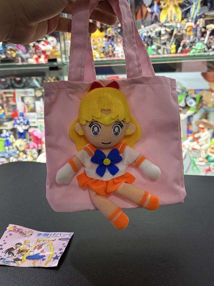 Sailormoon bag (Category: Plushies & Soft Toys) located in Makati City. Submitted by tomypom (Listing ID 1466262709, Image 3). Description: Authentic Banpresto Brand new Venus Sailormoon hand bag 399 pesos only! .