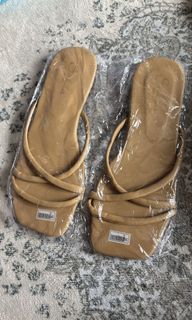 (Category: ) located in . Submitted by new.preloved.auth (Listing ID 1466237741, Image 1). Description: .