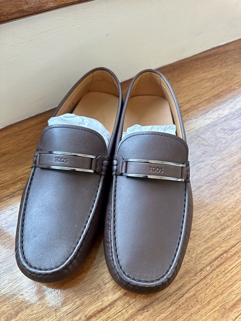 Salvatore Ferragamo Driving Shoes (Category: Sneakers & Footwear) located in Davao. Submitted by rayneebel (Listing ID 1466208283, Image 2). Description: Brandnew in box...